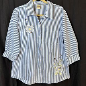 Blair blue & white stripe button down embroidered flowers & bees Size Large‎